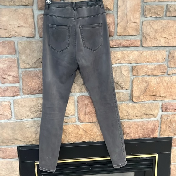 Women’s jeans - Picture 3 of 9